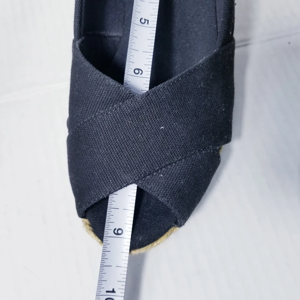 CHAPS OPEN TOE WEDGE ESTIMATED SIZE 6.5